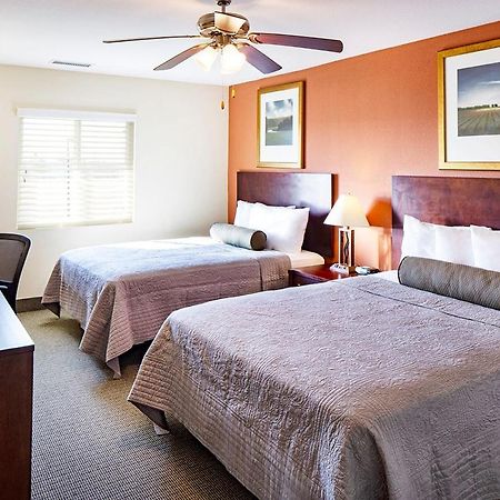 Affordable Suites 무어스빌 외부 사진