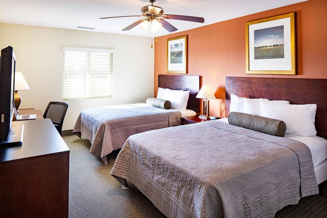 Affordable Suites 무어스빌 외부 사진