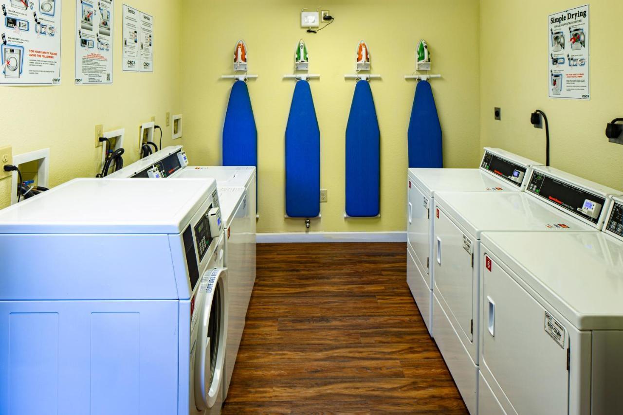 Affordable Suites 무어스빌 외부 사진