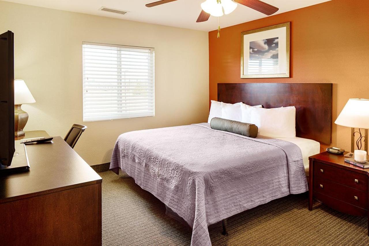 Affordable Suites 무어스빌 외부 사진