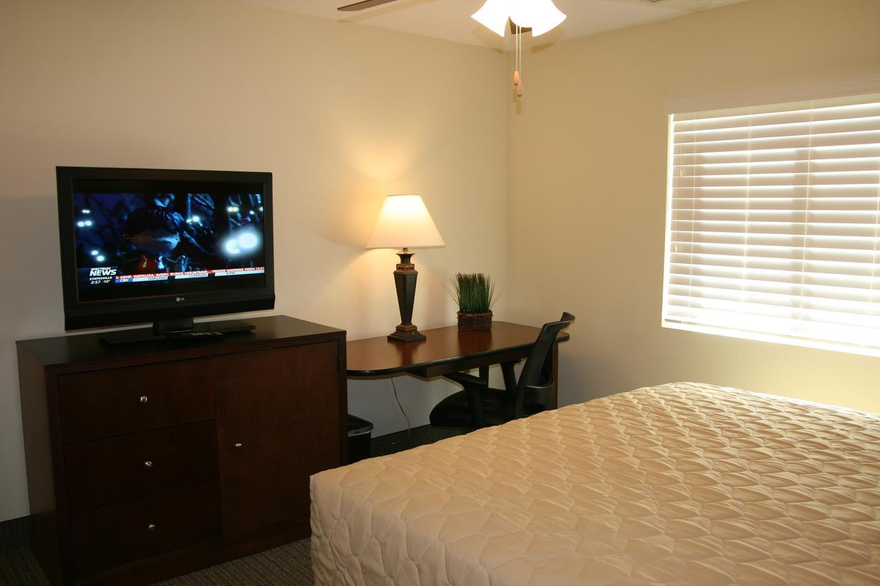 Affordable Suites 무어스빌 외부 사진