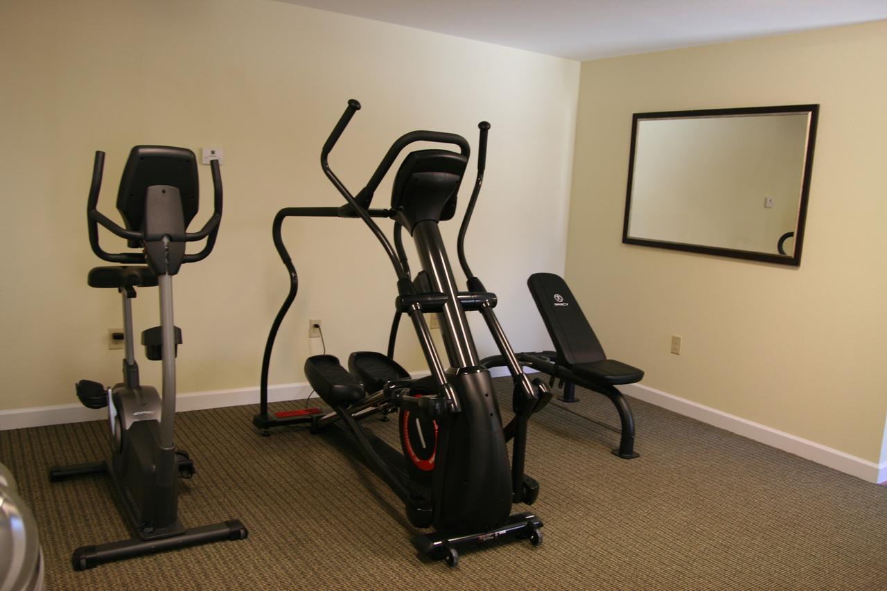 Affordable Suites 무어스빌 외부 사진
