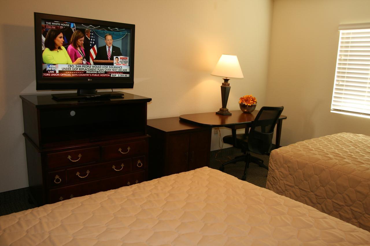 Affordable Suites 무어스빌 외부 사진